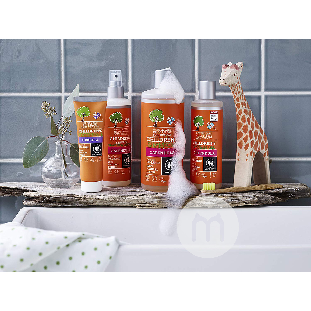 URTEKRAM Shampoo Organik Anak Versi Luar Negeri Denmark