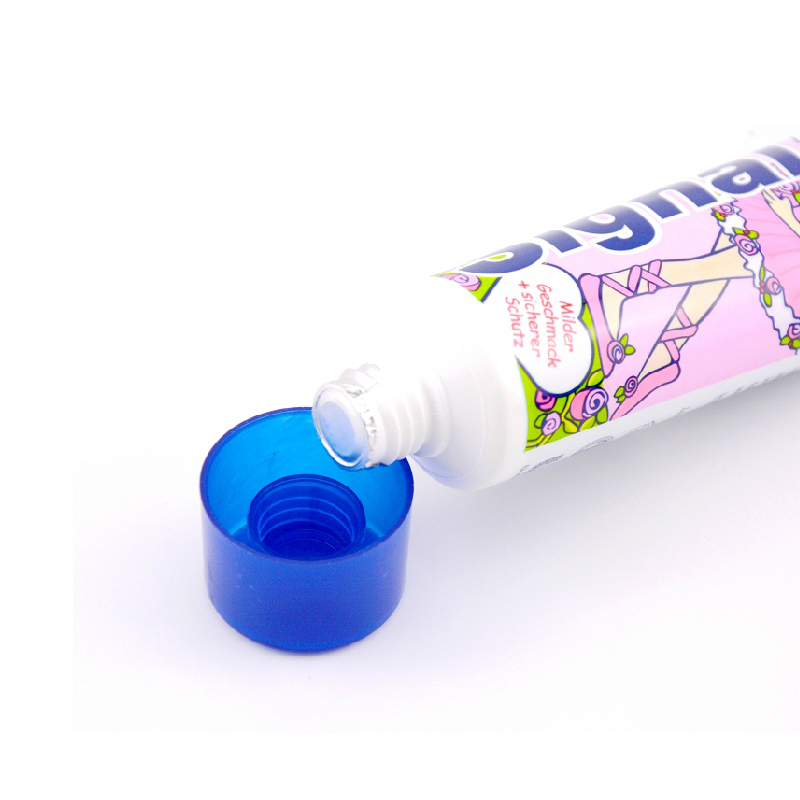 sinyal paste gigi anak-anak Jerman: satu untuk mencegah carie dapat ditelan di luar negeri