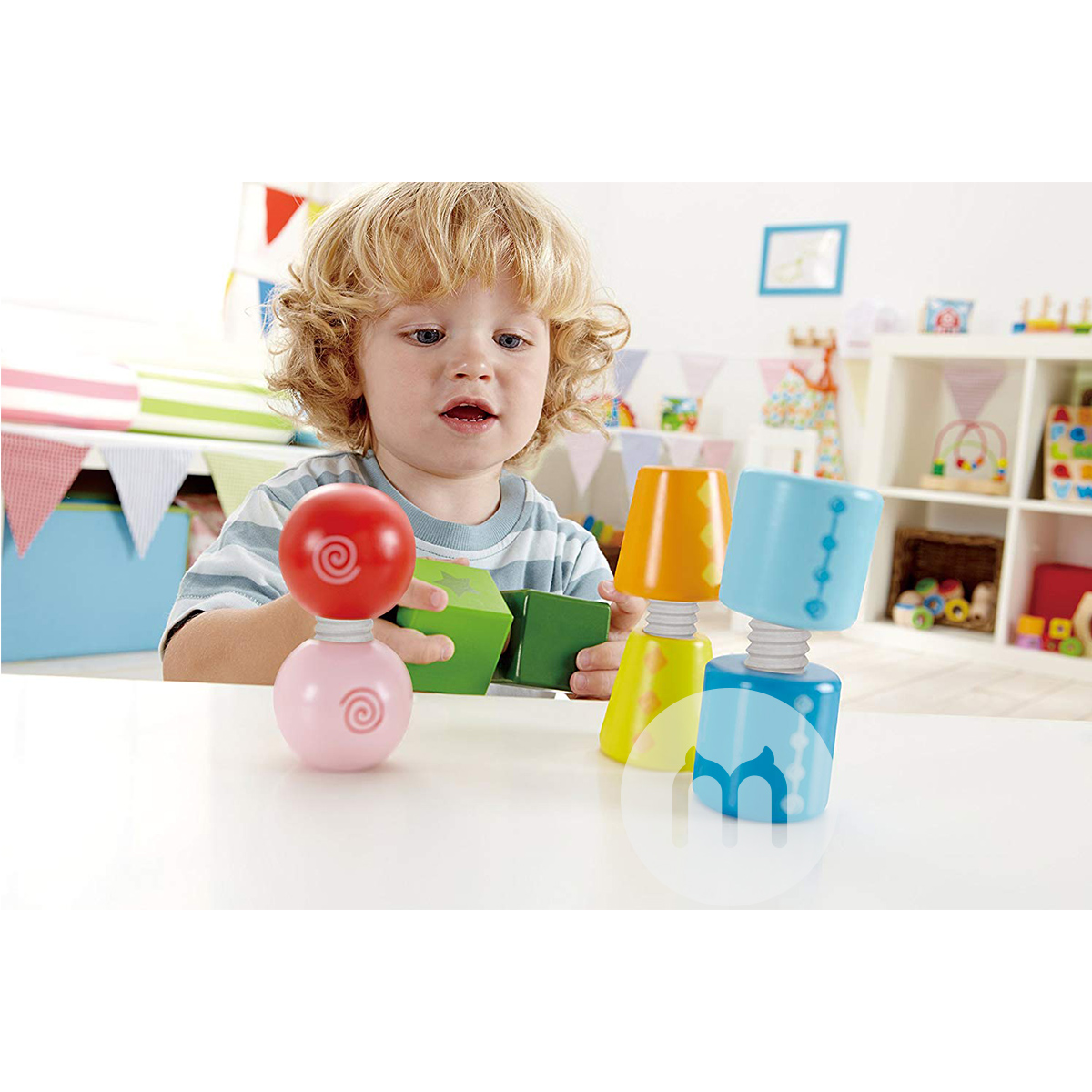 perakitan sekrup Hape Jerman dan perakitan mainan pendidikan anak usia dini versi luar negeri