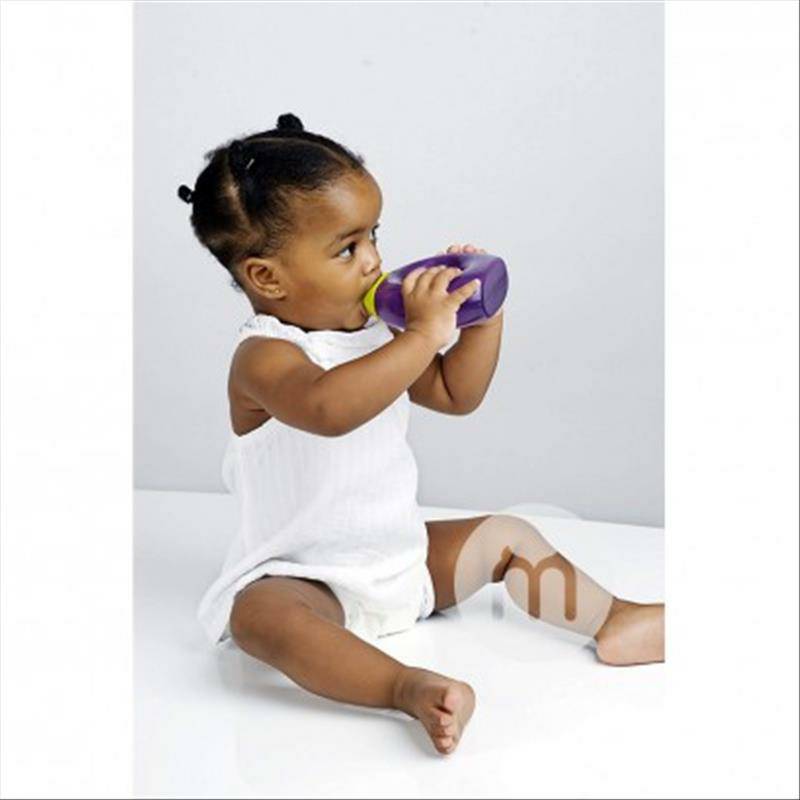 Boon anak-anak Amerika memiliki piala belajar lubang-bukti versi luar negeri