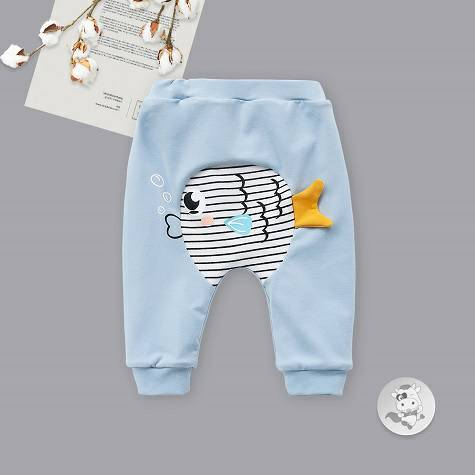 Verantwortung jantan dan betina bayi meludah ikan gelembung ditambah beludru celana PP besar biru