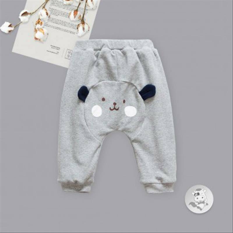 Verantwortung bayi laki-laki dan perempuan berdiri lucu telinga kucing ditambah beludru celana PP besar merah muda