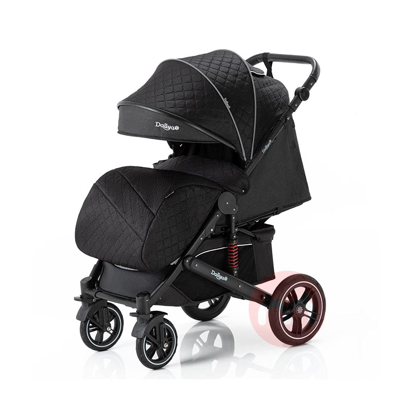 Daliya Dua cara pemandu bayi hitam yang bisa dilipat