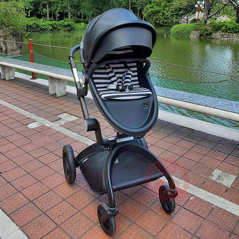 Hot Mom Dua dalam satu telur bayi stroller