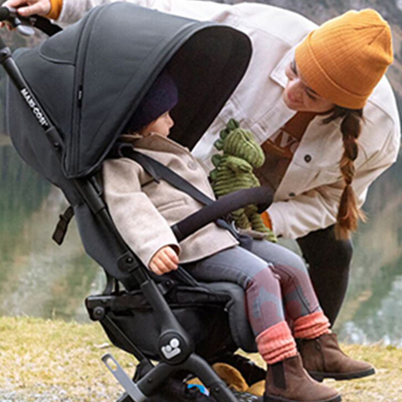 Maxi-Cosi Lampu dan mudah untuk melipat baby stroller