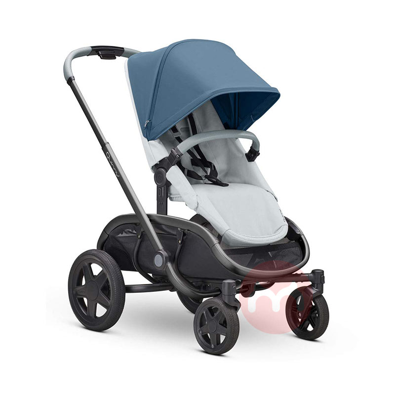 Quinny Pengendali bayi biru yang bisa dibawa dengan keranjang belanja besar