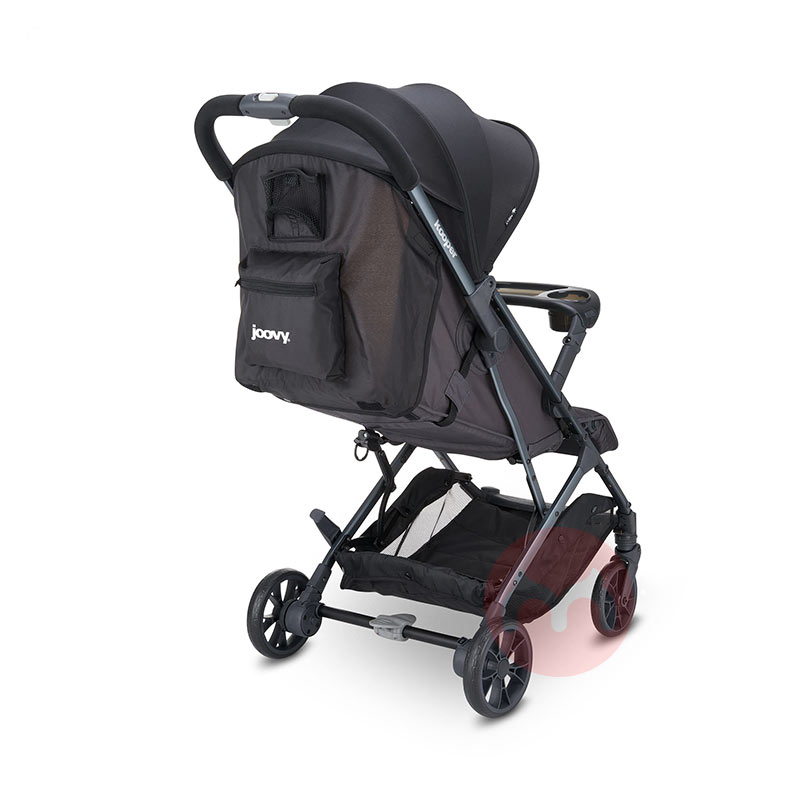 Joovy Pengendali bayi abu-abu dengan latar