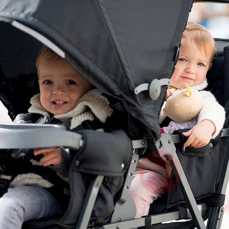 Joovy Perjalanan kembar ultra ringan dengan kursi belakang